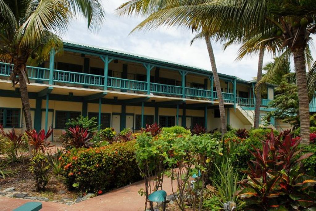 ISLAND BEACHCOMBER HOTEL 2⋆ ::: SAINT THOMAS ISLAND, UNITED STATES ...